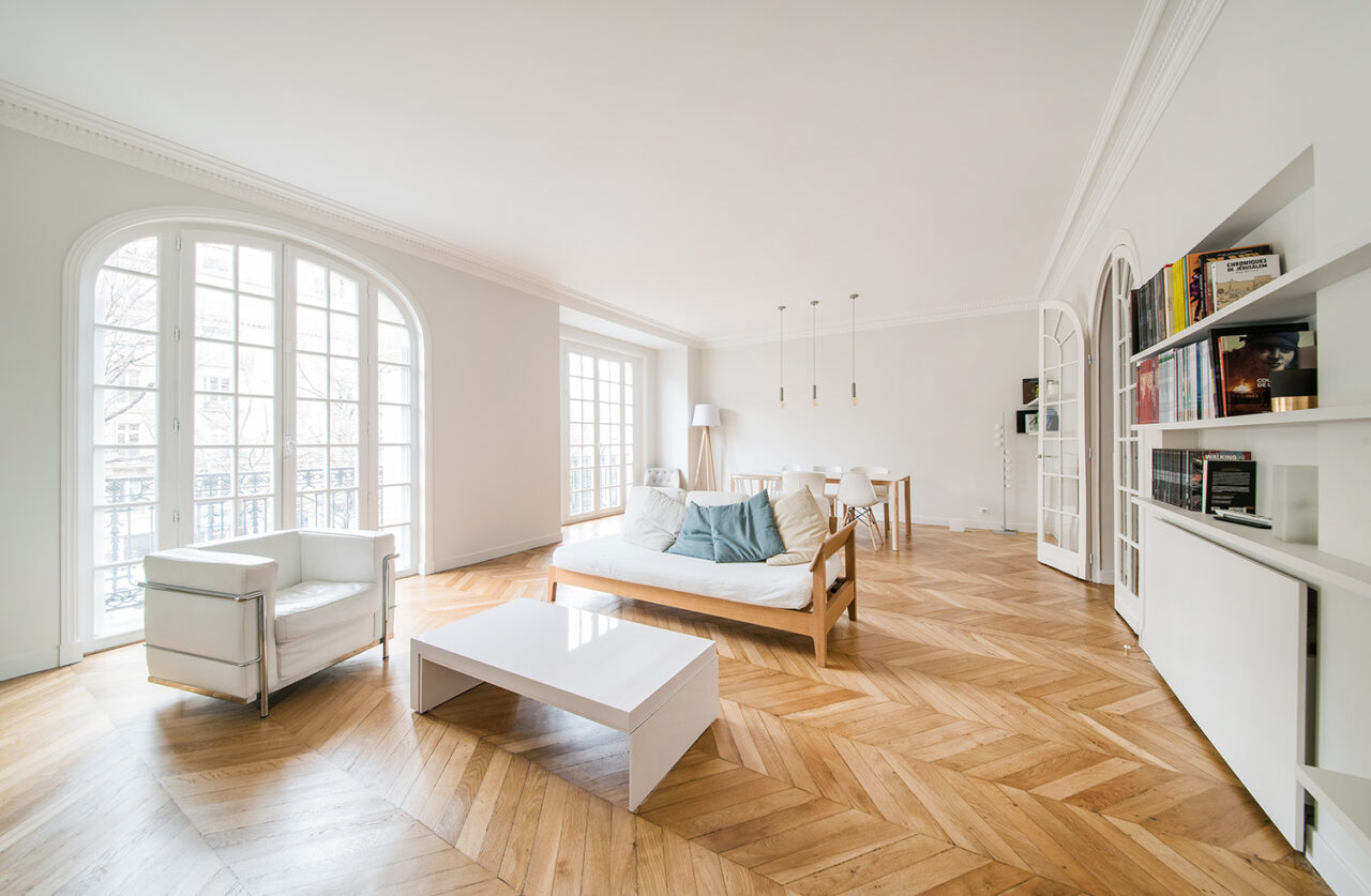 salon salle a manger parquet point de hongrie bois blanc